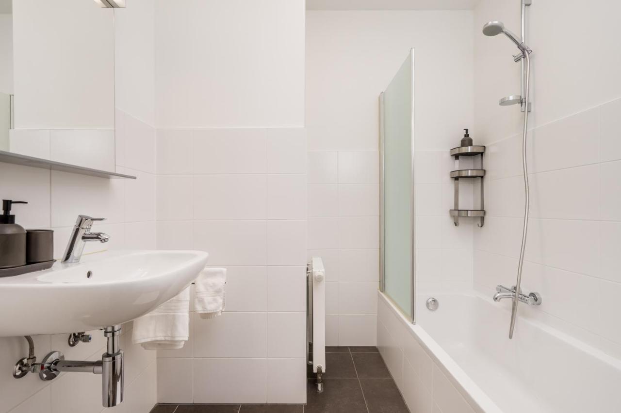 London Tower Apartments - แอนต์เวิร์ป ภายนอก รูปภาพ